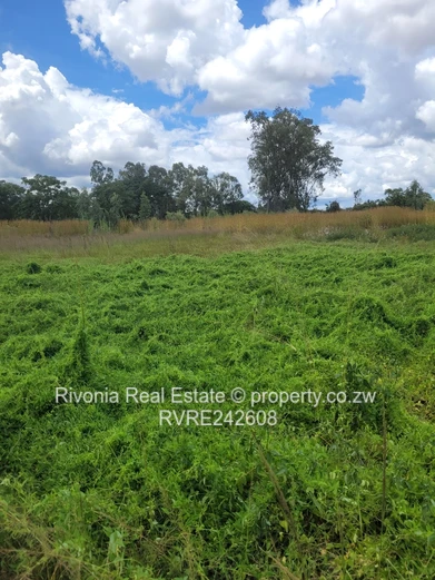 Subdivision 2000sqm road frontage 