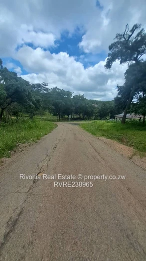 Serviced 2000 m2 Stand in Carrick Creagh — Tarred Road