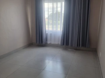 3 Bedroom Flat & Apartment
