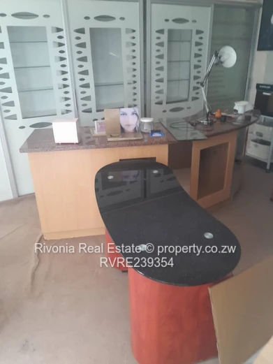 GLEN LORNE 7000sqm 500k