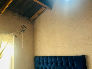 6 Bedroom House