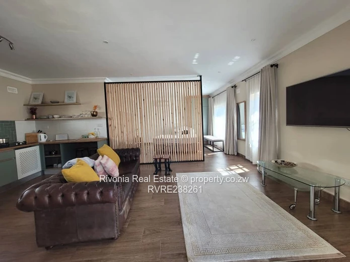 Alexandra Park: 4-Bed Home, 1990m², Secured & Spacious