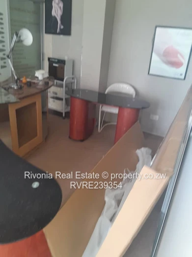 GLEN LORNE 7000sqm 500k