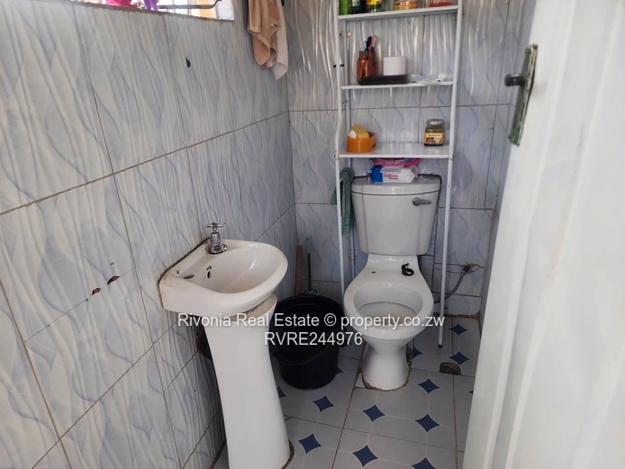 Mainway Meadows 4-Bed Home with Borehole — Harare South