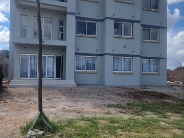 3 Bedroom Flat & Apartment