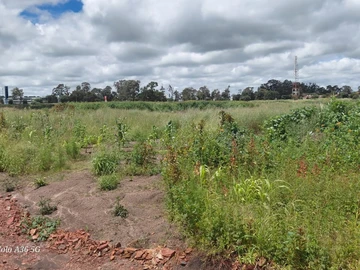 Commercial & Industrial Land