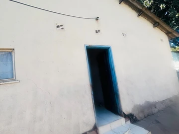6 Bedroom House