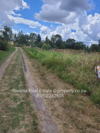 Subdivision 2000sqm road frontage 