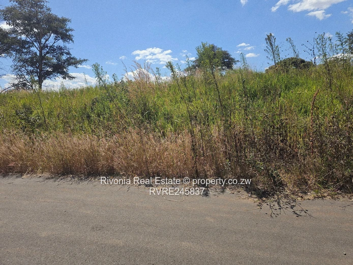 3192 m² Stand in Buckland Terraces, Pomona — Gated, Tarred Road
