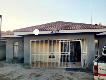 Spacious 5-Bed Glen View Home with Borehole ,5kv back up solar in Harare